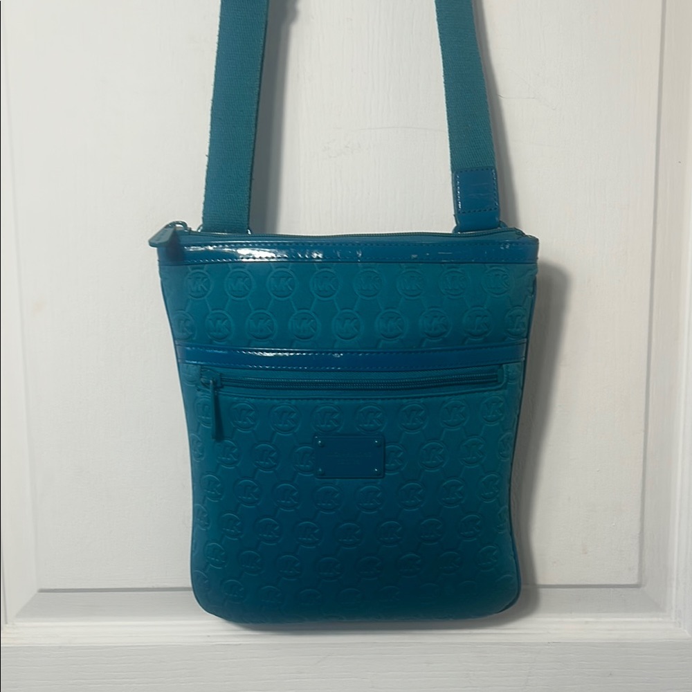 MICHAEL KORS NEOPRENE Teal Crossbody Bag 10x11.5 inches